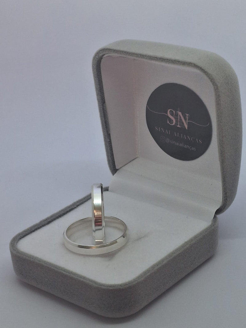 Alianças de Prata 4mm Reta Lisa Chanfrada