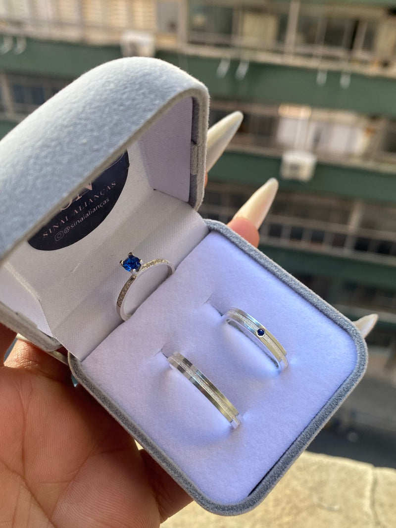 Alianças de Prata 3mm Friso Fosco Central Feminina com Pedra Anel Solitário Cravejado