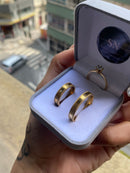 Alianças de Moeda Antiga Polida 5mm Lateral Recartilhada Feminina Cravejada